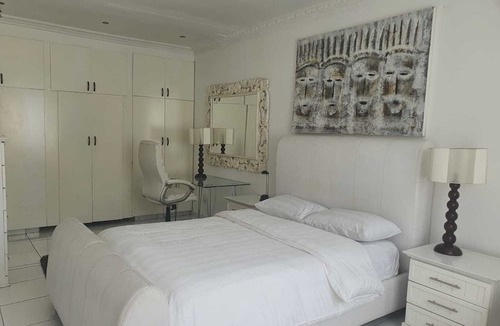 Essenwood House | Esselmont Guest House