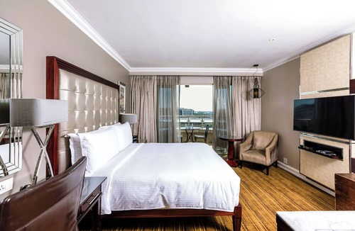 O.R. Tambo Hotel | InterContinental Johannesburg O.R Tambo Airport by IHG