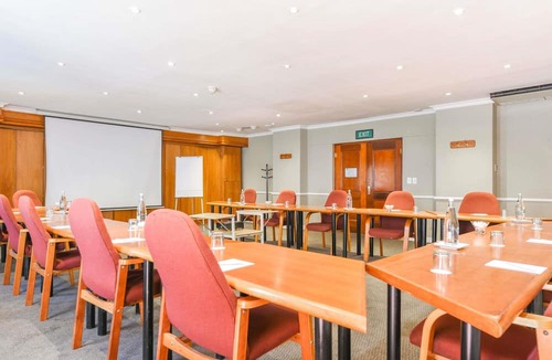 Bedfordview Hotel | Mercure Johannesburg Bedfordview Hotel