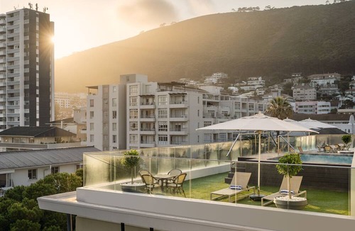 Sea Point Hotel | Protea Hotel by Marriott Cape Town Sea Point
