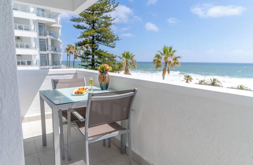 Sea Point Hotel | Peninsula All-Suite Hotel by Dream Resorts