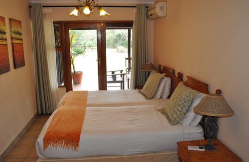Hluhluwe Cabin | Gooderson Bushlands Game Lodge