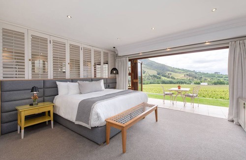 Cape Winelands Cabin | Banhoek Lodge