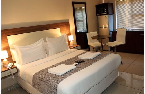 Greater Johannesburg Metropolitan Area Hotel | Eagle Nest Luxury Accommodation