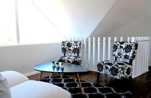 Redhill House | Abington Manor - Fish Hoek Guesthouse