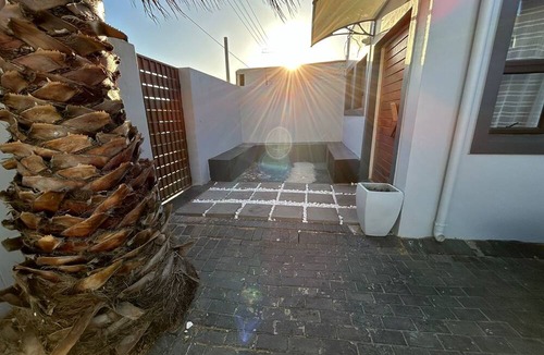 Parow House | 57onWYNNE