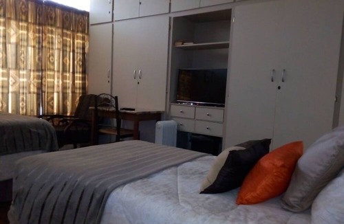 Carletonville House | Casa Villa Guest House Carletonville - Suite 4