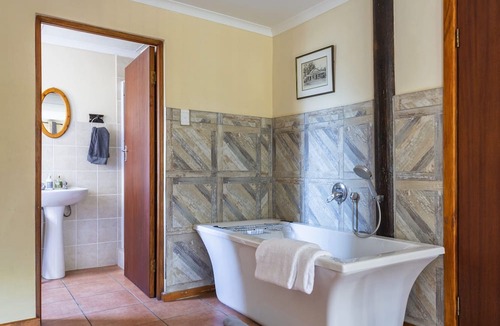 Brenton-on-Sea Apartment | Breakers & Bushbuck, Dolphins & Whales At Brenton-on-sea. Experience Nature.