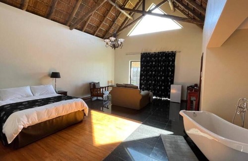 Metsimaholo House | The Vaal Guesthouse