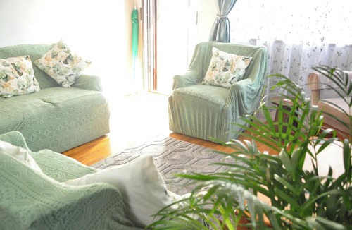 Pollok Beach Apartment | Charming 2-bedroom Apartment in Gqeberha With Garden Views