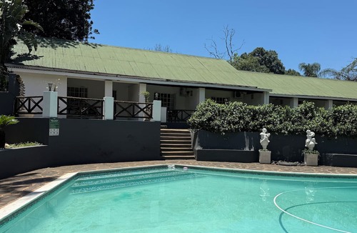 Tzaneen House | Georges Valley Lodge