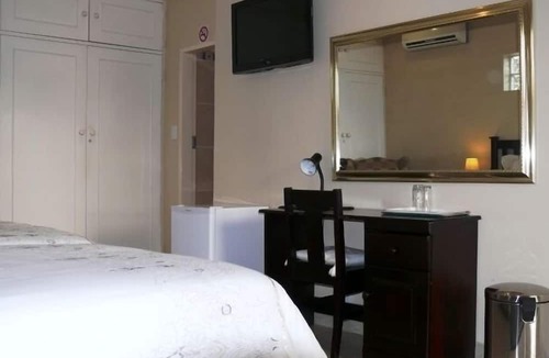 Edenvale House | Augusta Villa St Pio Guest House