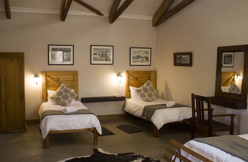 Graaff-Reinet Bed & Breakfast | Aan Die Oewer Guest House