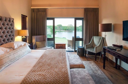 Paarl Bed & Breakfast | Under Oaks Guesthouse