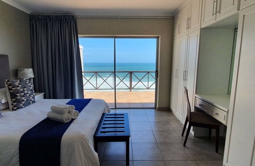 Brenton-on-Sea House | Brenton On Rocks Luxury Guest House
