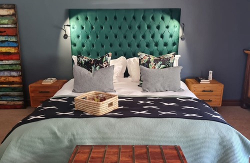 Pretoria House | The Woodpecker Inn