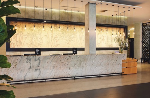 Century City Hotel | Century City Hotel Urban Square
