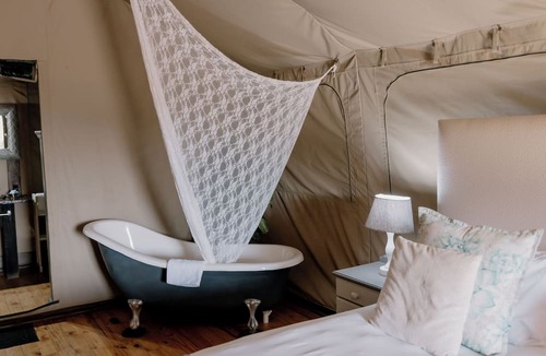 Oudtshoorn House | Chandelier Game Lodge