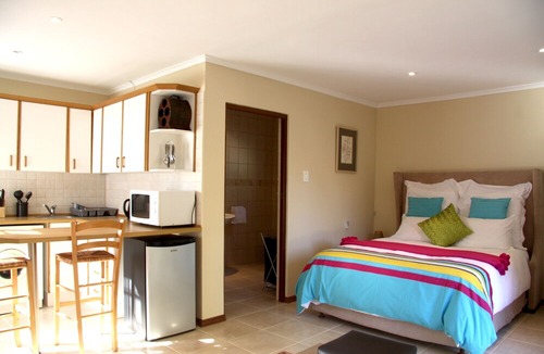 Paarl Cottage | Calais Wine Estate