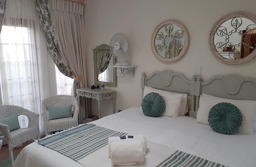Fouriesburg Bed & Breakfast | Sandstone Chameleon Guesthouse Fouriesburg