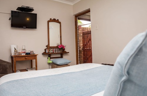 Grahamstown House | Jenny's Guest House