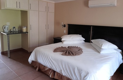 Schoemanskloof Hotel | Sudwala Lodge