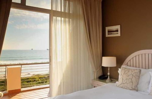 Lagoon Beach Apartment | Leisure Bay