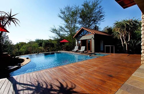Greater Johannesburg Metropolitan Area Hotel | Afrique Boutique Hotel Ruimsig