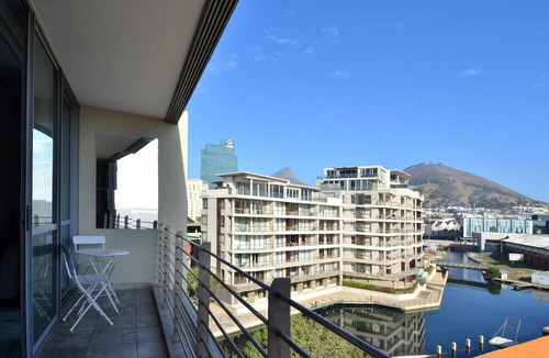 Victoria and Alfred Waterfront Hotel | 410 Harbour Bridge