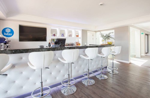 Sunset Beach House | Bliss Boutique Hotel