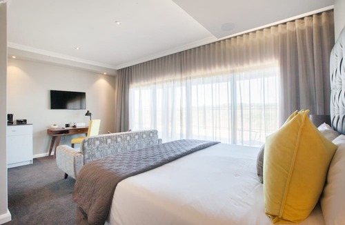 Sunset Beach House | Bliss Boutique Hotel