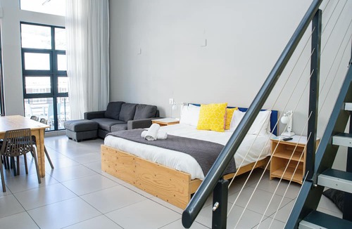 Sea Point Hotel | Mojo Hotel