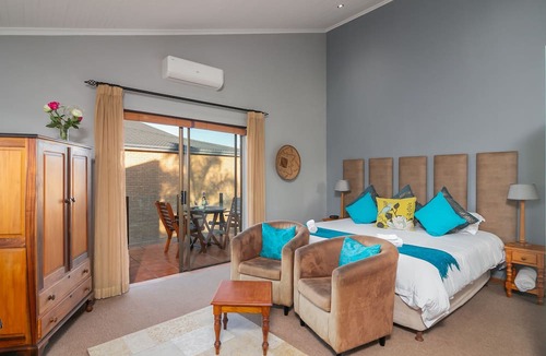 Paradise House | Overmeer Guest House