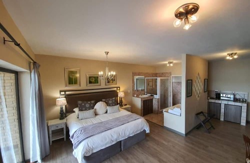 Paradise House | Overmeer Guest House