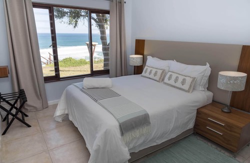 Brenton-on-Sea House | Brenton Breakers