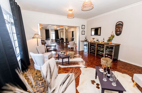 Durbanville House | Le Petit Chateau