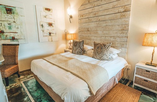 Kleinmond House | Villa Chad Luxury Guesthouse