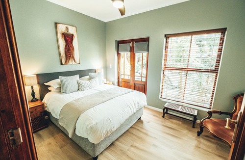 Kleinmond House | Villa Chad Luxury Guesthouse