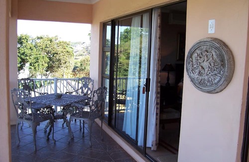 Illovo Beach Bed & Breakfast | Birdcage B and B