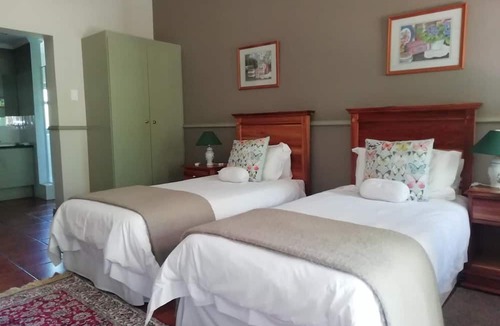 De Rust House | Housemartin Guest Lodge