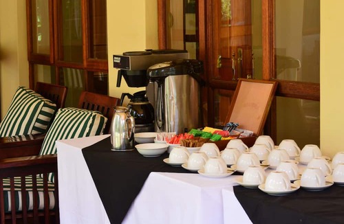 Magaliesberg Hotel | Budmarsh Country Lodge