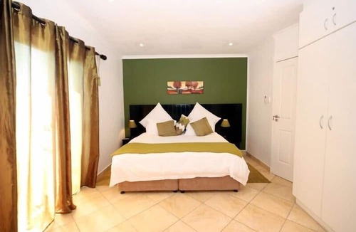 Bluewater Bay Bed & Breakfast | Me Casa Guest House