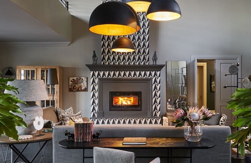Greater Hermanus Hotel | The Thatch House Hermanus