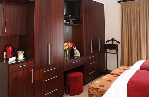 Somerset West House | Blaauwheim Guest House