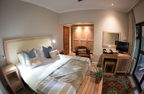 Merrivale House | The Hilton Bush Lodge