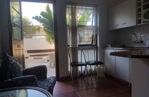 Melkbosstrand House | Melkbosch Guesthouse