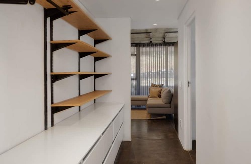 Schotsche Kloof Apartment | Contemporary 3-Bedroom in Bo-Kaap | Views and Pool