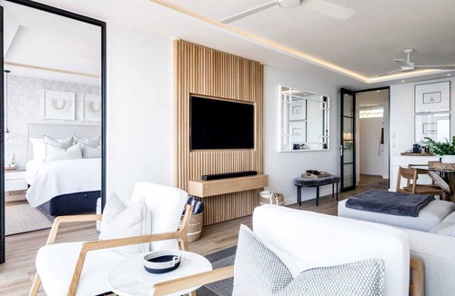 Mouille Point Apartment | Magical Apartment w/Uninterrupted Ocean Views (Mouille Views)