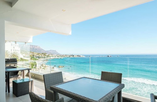 Clifton Apartment | Clifton Apartment on the Waters Edge (Ocean Breeze)
