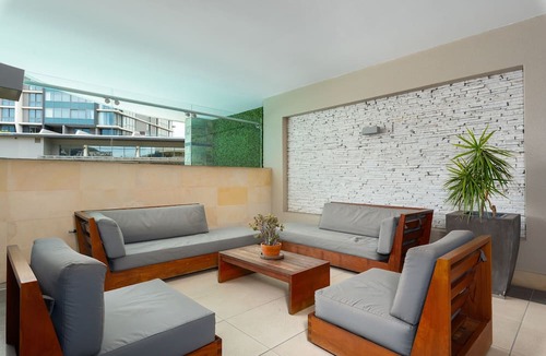 Victoria and Alfred Waterfront Apartment | Leisure Living on the Canals